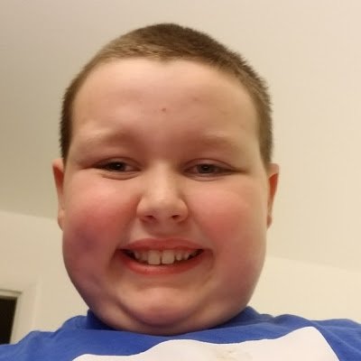 berco_tv's profile picture. I don't l know what to type here but all I have to say is getting followers on Twitter is hard 

If you turn this into an argument I will tell Santa