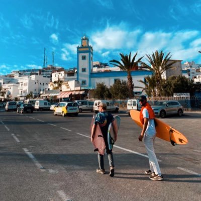 husseinattia99's profile picture. life’s a bit shit but I’m loving it