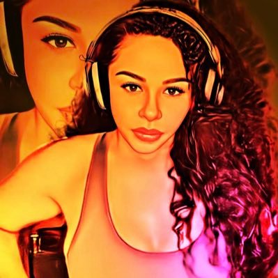 MiMi Play Dirty 🎭 HER from Thyne Hood Of Hogwarts. 💋💖 Play for fun ONLY ✨ Love to talk Hella Shh...🤭Cheeky by Nature 😝 Twitch: BadGalMiMiLorrae