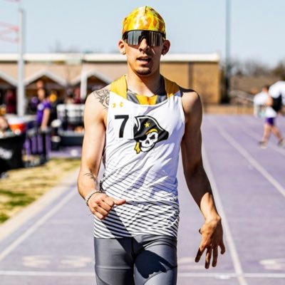 All Glory To God✝️//Transferring in Process// 🏈🏀🏃🏽♂️