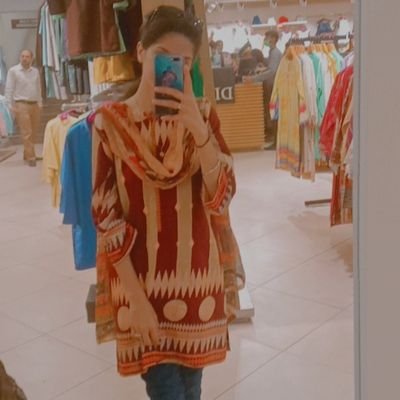 Batoolabbasi20's profile picture. 𝐋𝐔𝐌𝐇𝐒𝟑/𝟓🎓
𝘽𝙞𝙗𝙞𝙡𝙞𝙤𝙥𝙝𝙞𝙡𝙚📚