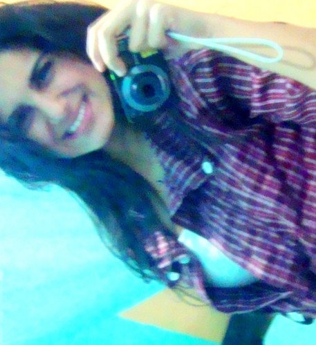 -  aprendi que no final tudo vai dar certo, e se não deu, é porque ainda não chegou ao fim.    #]
Vaaascaína, 17 anos e amo fotografia  ;]