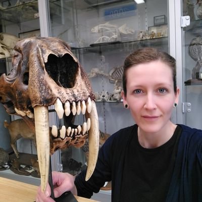 Palaeontologist & writer from Scottish Highlands | #evolution #mammals #HistoryofScience | Trustee @scottishgeology | Secretary @Palaeonto_Soc | she/her 🏳️‍🌈