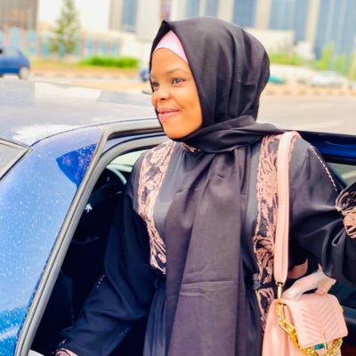 Khadijaauwal18's profile picture. 