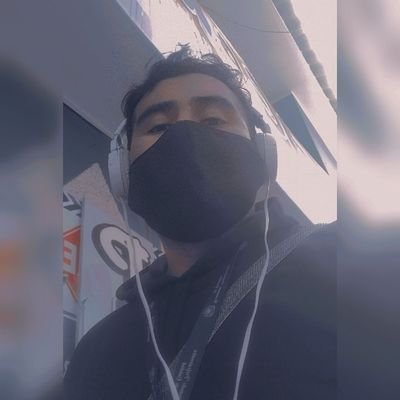 mediadorperuano's profile picture. Para viajar lejos, no hay mejor nave que un libro.