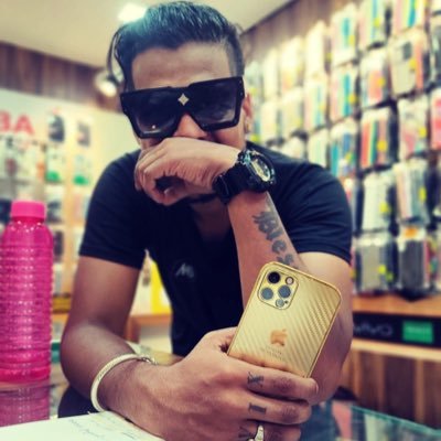 HussainYuman's profile picture. a Human child