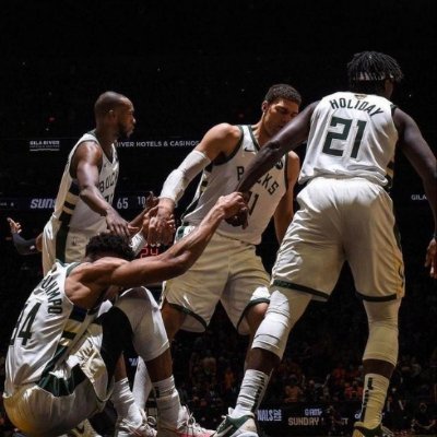 computergeek411's profile picture. 