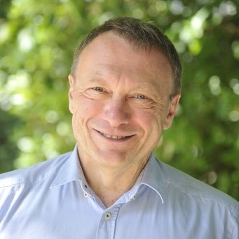 Urbaniste, Maire honoraire de #Noyarey , équipe départementale #Renaissance en charge de la coordination. Suppléant d’@EmilieCChalas candidate #Circo3803