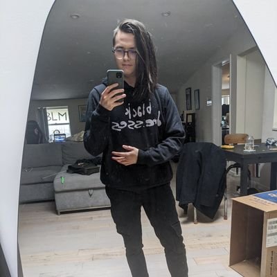 alecmori's profile picture. 