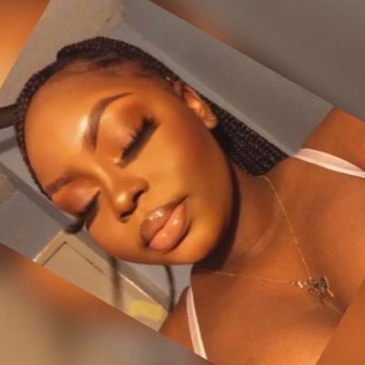 I Don’t Chase 🏃‍♀️, I Attract ✨.