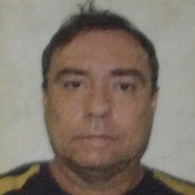 Nascido na cidade de Salvador em quinze de maio no ano de 1967