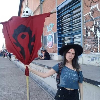 Model, innate writer, cosplayer, makeup artists, future fashion designer♡
₪ ø lll ·o.
𖤐In questo inferno tu sei il mio paradiso 𖤐