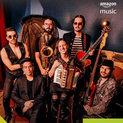 Somos una banda de rock Franco-chilena-colombiana, nominados @latinGRAMMYs 2019 como Mejor Nuevo Artista 🎶
#newmusic2022 𝙈á𝙨 𝘼𝙡𝙡á 𝙙𝙚𝙡 𝙈𝙪𝙣𝙙𝙤