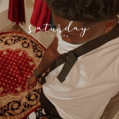 YoungDorri's profile picture. 🚶🏿‍♂️