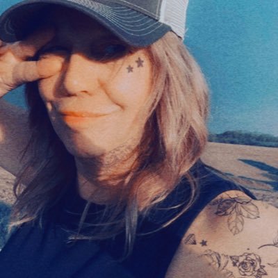 Moopiecow's profile picture. Farm Girl • Photographer • ❤️ Wisconsin • USPS