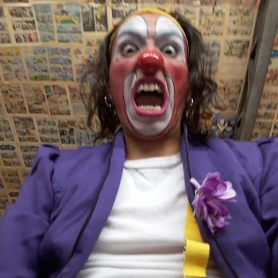 Artacrata's profile picture. Trabajador del arte, de corazón libertario.