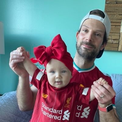 JediHatTricks99's profile picture. had a baby, had to start tweeting about it