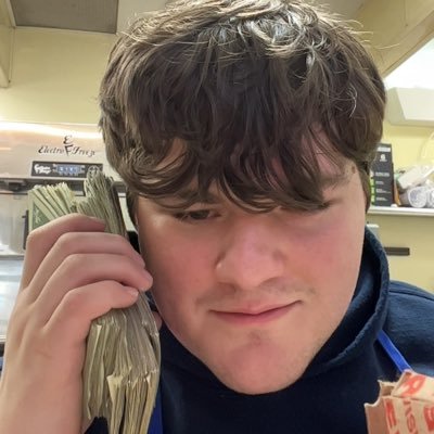 rinehart_caleb's profile picture. GM of a Braum’s 🍦 Diamond in valorant 😮‍💨