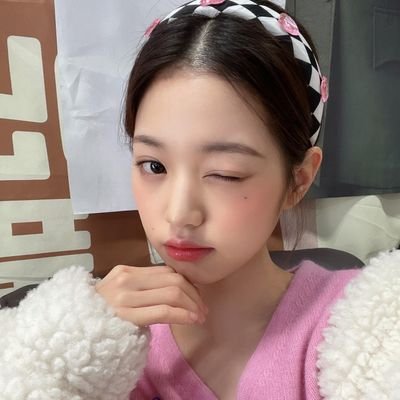 ure  not  Wonyoung  stop  talking