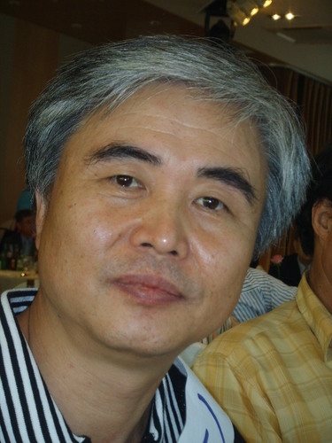 drwatervein's profile picture. 수맥닥터 홈페이지를 통하여 
국내 초 유일의 신소재 특허물질로 제조한 수맥 파 
흡수 중화 차단제를 홍보 보급(도,소매)하고 있으며 수맥, 기맥풍수,생활풍수,대체의학의 홍보와 상담,탐사등을 병행하지요. 
홈페이지를 통하여 온라인 무료 수맥탐사 서비스를 활용 가능합니다.