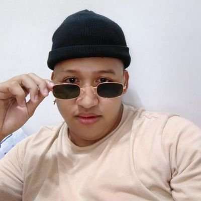 thegull03's profile picture. 