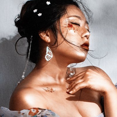 she/her | artist | IG: @htoshikoart