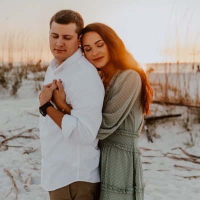 Elyssa_Staten's profile picture. 25 • Registered Nurse ♡