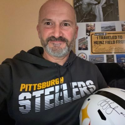 Proud father of two grown ups. Happy by myself! Pittsburgh Steelers & Pens, loves Swing Dancing: Balboa, Lindy Hop, Boogie Woogie.