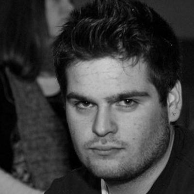 thebighousefan's profile picture. Thee