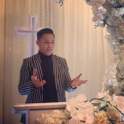 alvianchr's profile picture. IG: @alvianchr