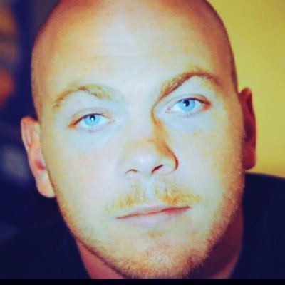 Silfwermark's profile picture. Writing lyrics and poems and Looking for a playdate to drink coffee with! ☕️🧸🤗