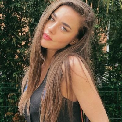 wjjdan___'s profile picture. سيدة اعمال بدون اعمال