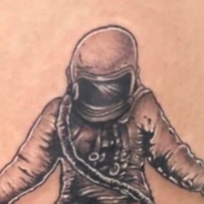 adriellegb's profile picture. 