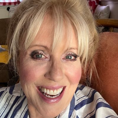 Host of “The BONNIE FORWARD Show” on YouTube. Acting Coach, Author, SOAP OPERA ACTING: The Ins and Outs of Daytime Drama, Owner, Bonnie Forward Actors Workshop.