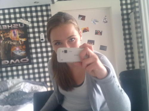 'baby you light up my world like nobody else ♥
#iloveyouu #1 friends'family