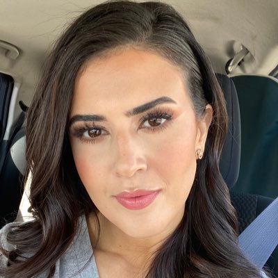 Nagham8693's profile picture. A full time human and a part time doctor. life is beautiful. viva palestina 🇵🇸🕊