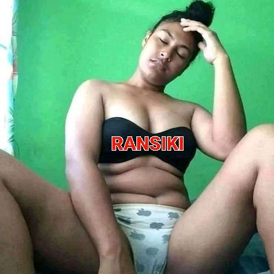 NONTON VIDEO FOTO CUKI SAMBIL KOCO TUMPAH PUAS. TIDAK JUAL VIDEO FOTO DISINI GRATIS..