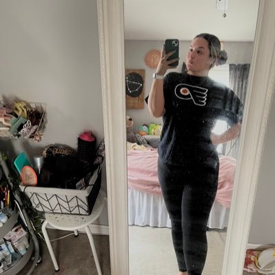 shorbie13's profile picture. ♑️ | Stockton U