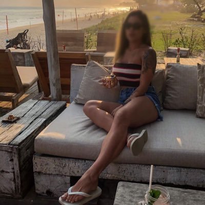 Olá amores, sou acompanhante ! tenho local mas também vou a hotéis. gosto de homens mais velhos e de bom gosto! https://t.co/9bcCH88qRc