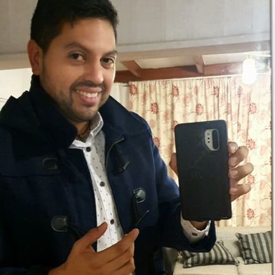 fredstylexd's profile picture. ᵥₑᵣₛáₜᵢₗ, ₐdₐₚₜₐbₗₑ, ₘₒₗdₑₐbₗₑ, cₐₘbᵢₐ fₒᵣₘₐₛ, cₐₘₐₗₑóₙ, ₛᵢₑₘₚᵣₑ ₚₐ'ₗₐₙₜₑ y cₒₙ ᵤₙₐ ₛₒₙᵣᵢₛₐ
ₖᵢₙₑ / cₒcᵢₙₐ

#SinMiedo #VohDale