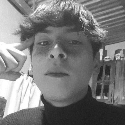 Yo soy tu Romeo, pero no Santo
A estos bobos con la fortd los espanto