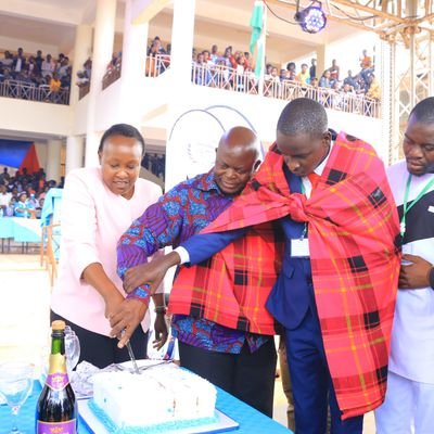 •President Kisii University students association (KSUSA) 2021/2022
•Trained IEBC Youth Voter educator.
•Studying Software Engineering in Kisii University.
