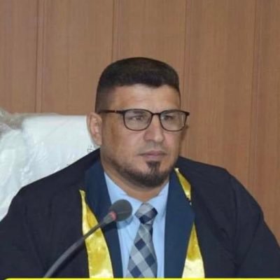 دكتوراه في العقيدة الإسلامية. موظف حكومي في مجلس محافظة صلاح الدين