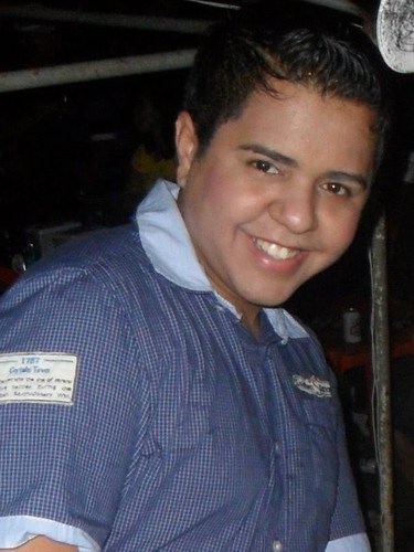 Twitter OficiaL, Dançarino. Contatos profissionais para bandas, eventos e apresentações e produçao de figurino.cel;98-8194-1917