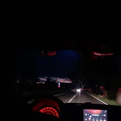 mi perdo nell'iride degli occhi più belli che abbia mai visto