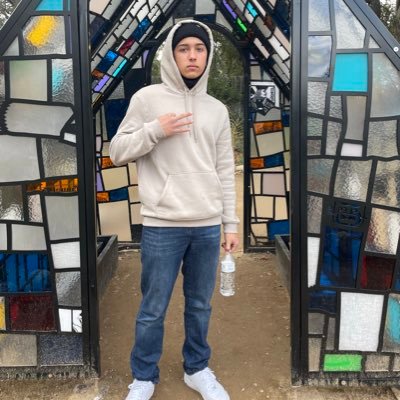 NotOdzn's profile picture. 1.4K+ Subscribers 1250💰 5x grand finalist