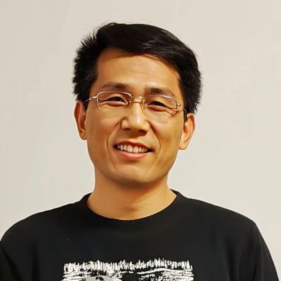 rogerbai6's profile picture. Cloud architecture | AI Startup. Opinions my own.