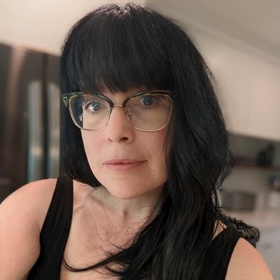 Picture taker, child wrangler, music and podcast lover, cats. Pharmacy instructor and WIL at University of Waterloo. PhD Candidate. Wine. (She/her/hers.)