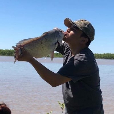22GamerBoy love to fish hunt game hang out with fam n friends just chill n drink listen to music add me ps4 get_some_dz-nutz friends and family man of god🙏🏼