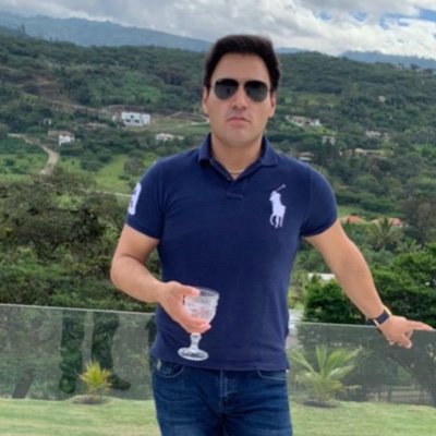 AndrsCa96803529's profile picture. Abogado por vocación, aprendiz por adicción y bostero por pasión. Profesor de Derecho Privado. Derecho, economía, filosofía, política, rock, box y fútbol.